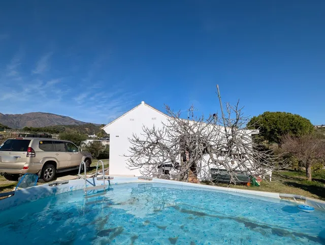Encantadora casa de campo con parcela a un paso de Estepona