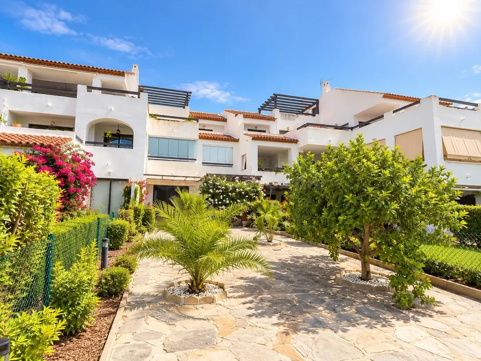 En venta adosado en Casares Golf, zona exclusiva