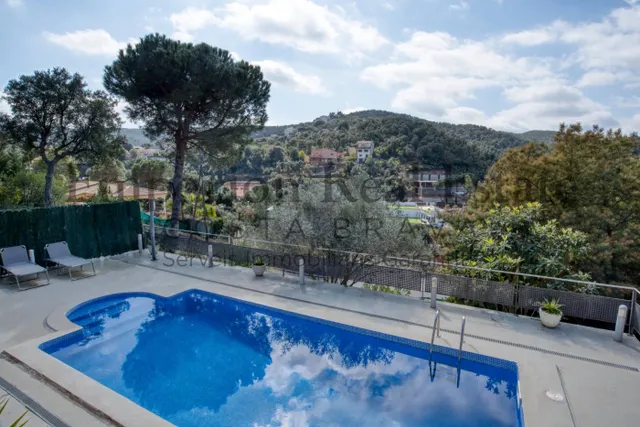 HERMOSA CASA CON PISCINA CERCA DE LA PLAYA - VENTA O ALQUILER CON OPCION A COMPRA — 3