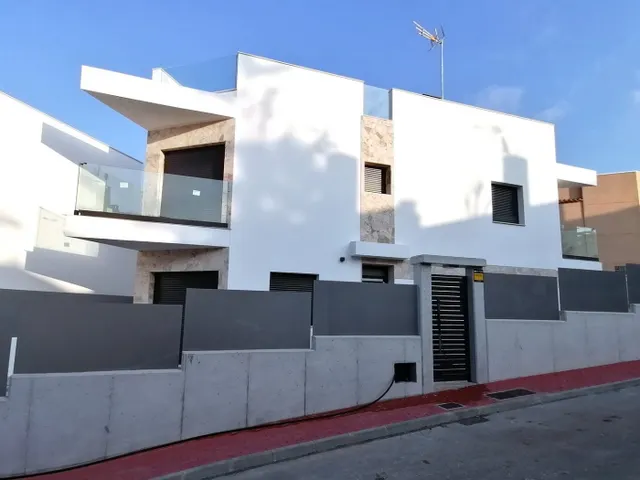 VILLA A ORILLAS DE LA PLAYA DE LA MATA – TORREVIEJA! — 5