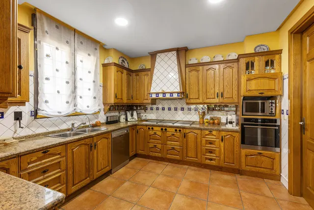 Villa 6 habitaciones 728m² en venta - La veleta — 31