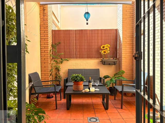 Apartamento de 2 dormitorios con patio, garaje y trastero en Ronda Sur — 11