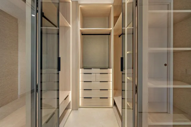 Apartamento de tres dormitorio — 16
