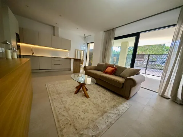 Apartamento en Fuengirola de 2 dormitorios, 2 baños junto al mar en doña sofía — 14