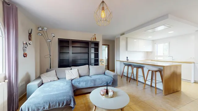 VILLA DE 5 DORMITORIOS Y 3 BAÑOS EN LA ZENIA — 11