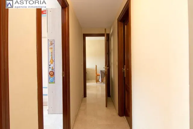 Magnifica vivienda con garaje en vergeles, junto a palacio de deportes — 16