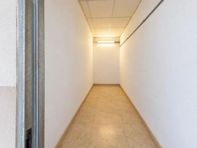 Nave junto a Mercadona en Aspe | Máxima visibilidad y potencial comercial — 17