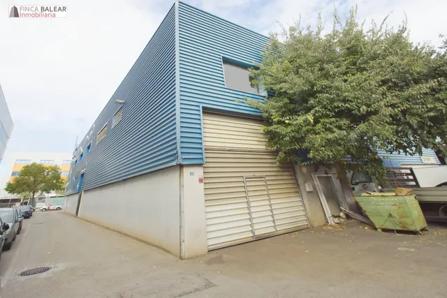 Nave industrial 3 habitaciones 430m² en venta - Sa Indioterí