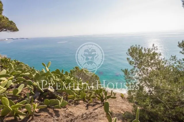Terreno con magníficas vistas mar-Arenys de Mar — 22