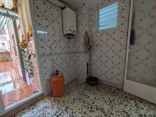 4 DORMITORIOS ,,, PISO ,, CERCA DE LA UNIVERSIDAD — 27