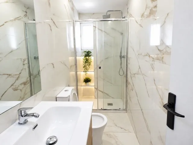 Piso en venta en el Barri del Xup de Manresa - foto 4