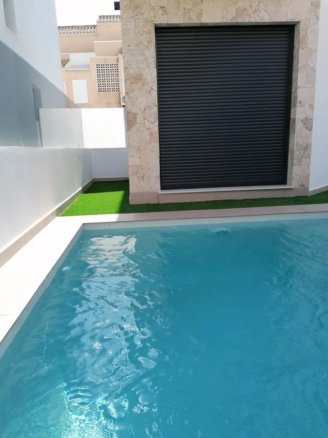 VILLA A ORILLAS DE LA PLAYA DE LA MATA – TORREVIEJA! — 12