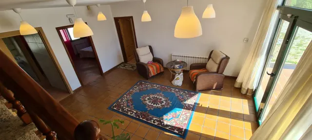 CASA REFORMADA USO HOTELERO EN SANTA COMBA — 9
