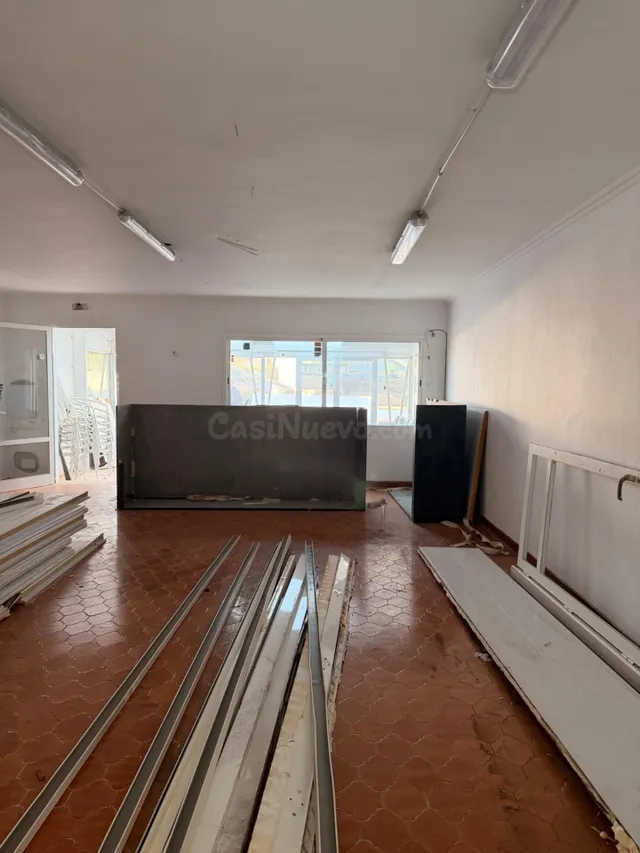 Local en venta en Cala’n Porter con posibilidad de cambio a  - foto 3