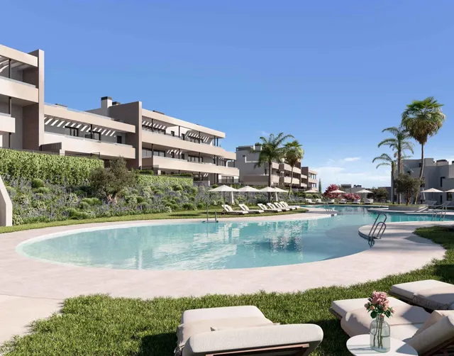 Ático de 2 dormitorios y 2 baños. Estepona — 11