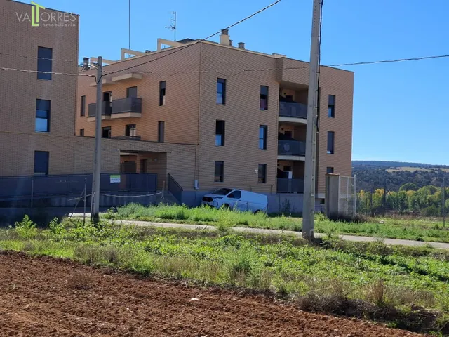 Vivienda con tres dormitorios y dos baños. En el barrio pedáneo de San Blas con plaza de garaje y trastero — 24