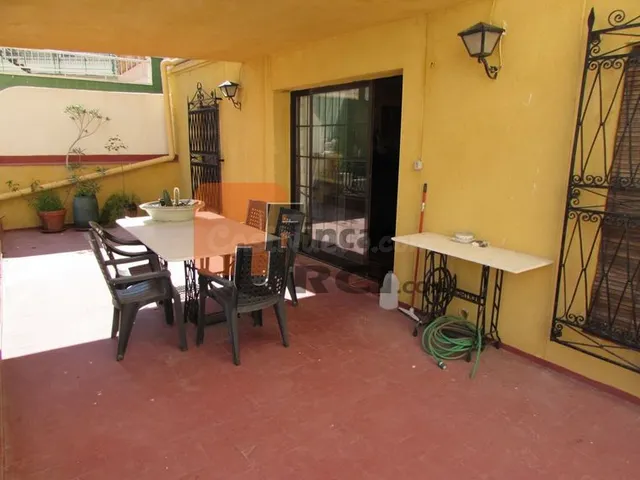 Casa 6 habitaciones 400m² en venta - Centro