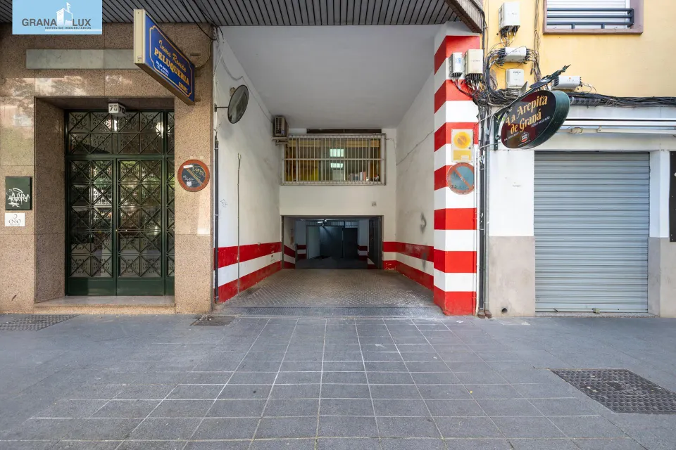 GARAJE JUNTO A RECOGIDAS