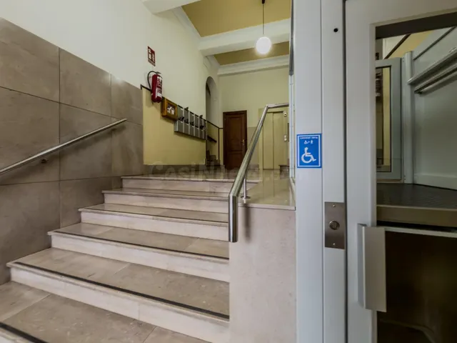 PISO DE CINCO habitaciones Y CUATRO BAÑOS EN EL CENTRO DE TO - foto 5