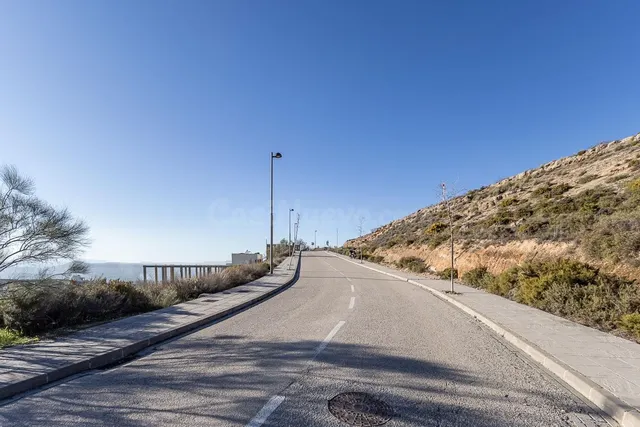 SOLAR URBANIZABLE EN ALTOS DE LA ZUBIA — 5