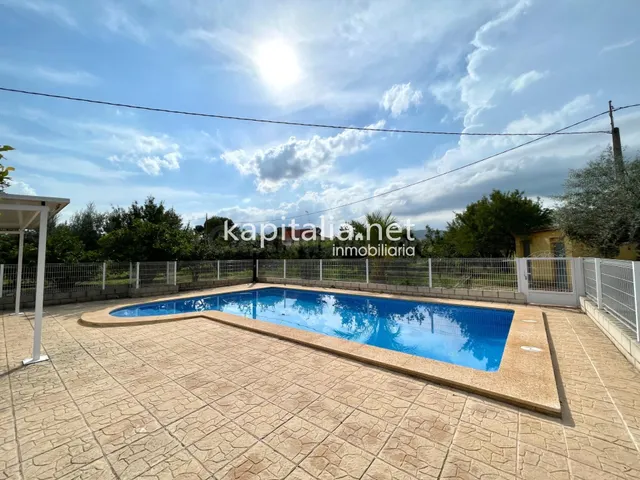 Casa de campo a la venta en Ontinyent. — 4