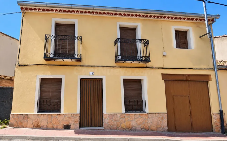 Casa de pueblo en venta en Escalona del Prado (Segovia)