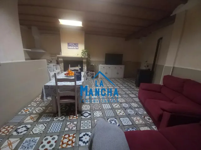 *155.000€* inmobiliaria la mancha vende adosado en Barrax (Albacete). — 21