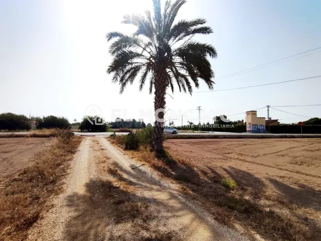 Fantástica casa rural con terreno muy cerca de la ciudad de  - foto 3