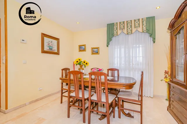 ¡AMPLIA CASA DE 4 DORMITORIOS, 3 BAÑOS Y CALEFACCIÓN CENTRAL EN LA ZUBIA! ✨ — 6