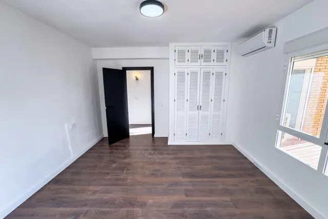 Amplio piso reformado en segunda línea de la Playa del Cura — 142 m2, 4 dormitorios, vistas al mar y orientación suroeste — 13