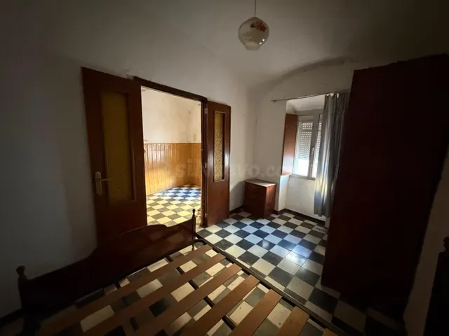 CASA DE PLANTA BAJA PARA REFORMAR EN ARROYO DE LA LUZ - foto 4