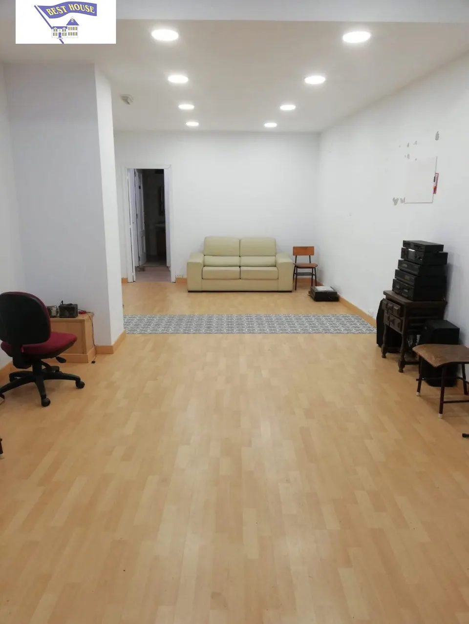 SE ALQUILA LOCAL ZONA VILLACERRADA