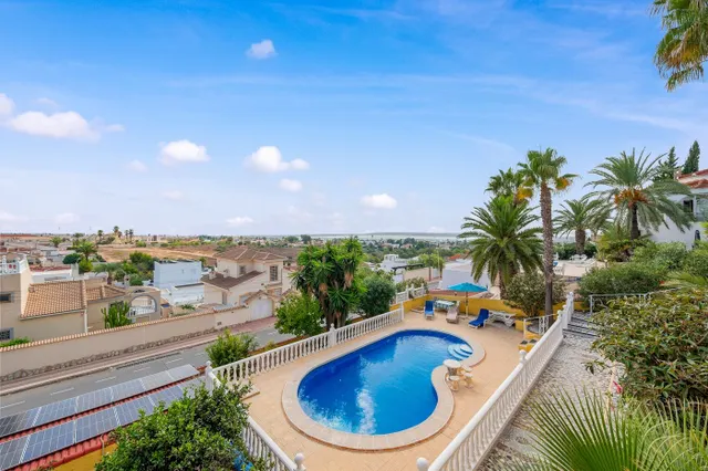 Villa 2 habitaciones 132m² en venta - Centro de la Ciudad Quesada — 41