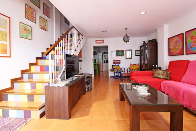 BUNGALOW DE ESQUINA EN ZONA KELME — 11