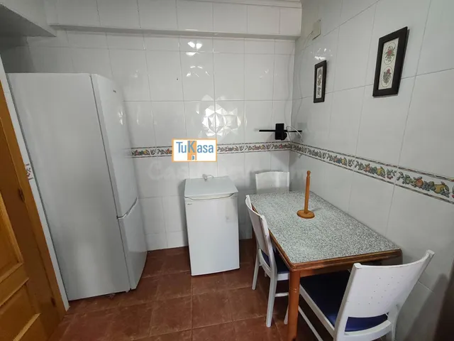 Alquiler Piso para estudiantes completo o por habitaciones c - foto 2