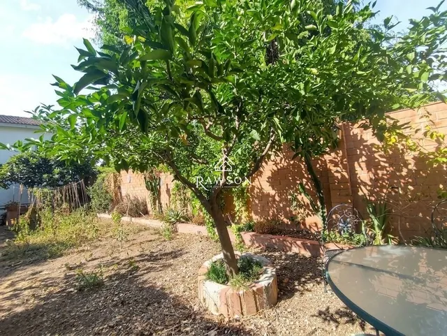 Casa independiente con gran jardín, terraza y vistas despejadas en La Clariana — 16