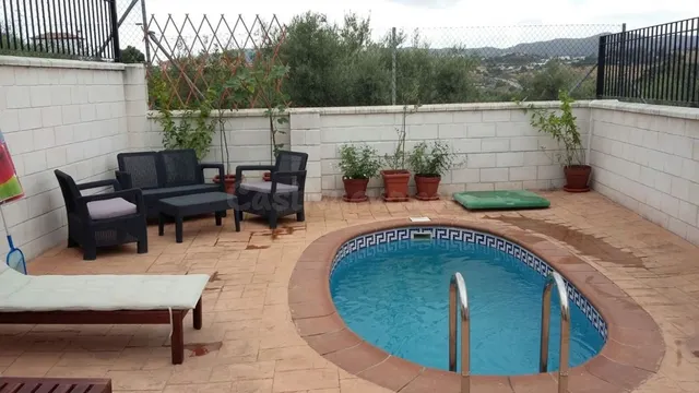 VILLA EXCLUSIVA CON PISCINA PRIVADA EN LA AXARQUÍA MALAGUEÑA — 6