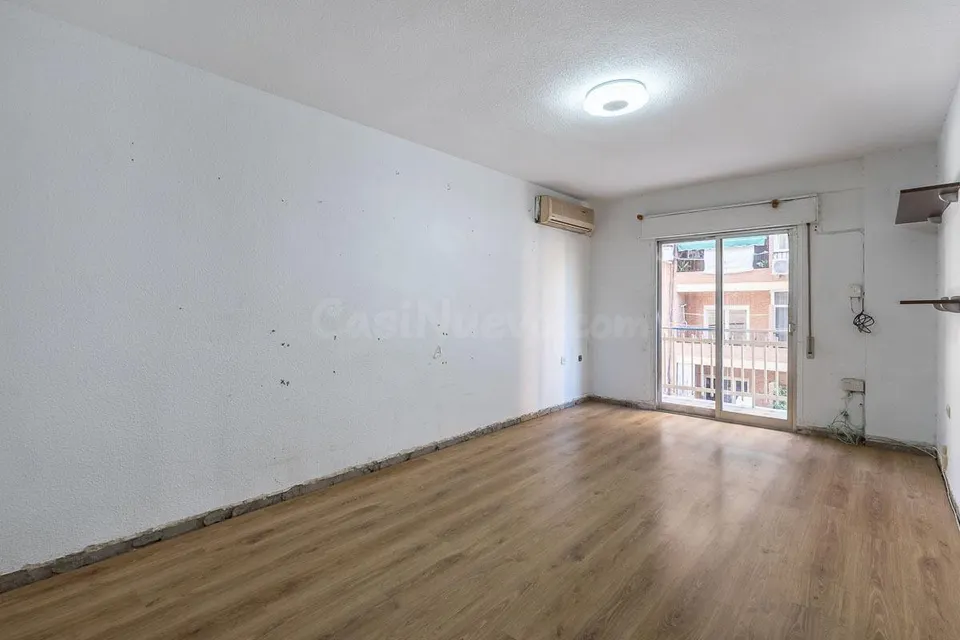 Piso de 3 dormitorios con terraza en plena zona Fontiveros