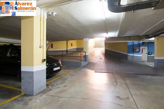 Magnifica vivienda con garaje en vergeles, junto a palacio de deportes — 29