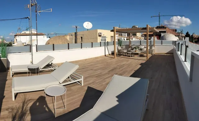 MAGNIFICO CHALET TOTALMENTE REFORMADO, IDEAL PARA PAREJAS, RODEADO DE TODOS LOS SERVICIOS — 38