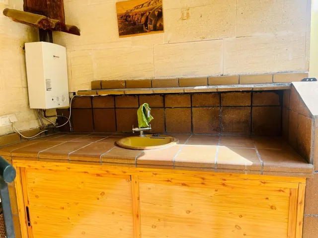 Estupendo triplex en zona campo de futbol — 31