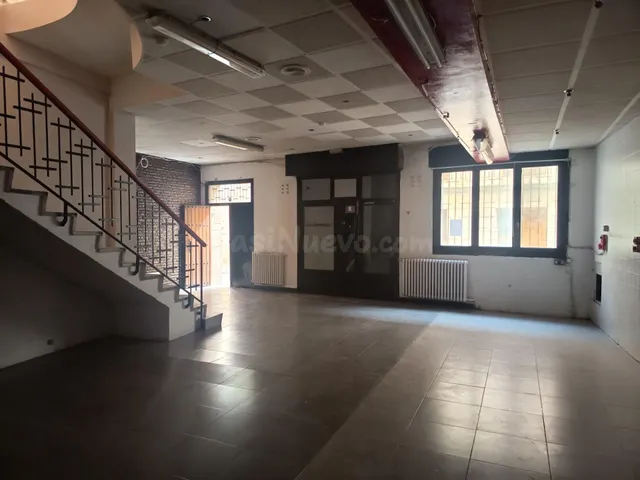 Edificio en Carcastillo. - foto 5