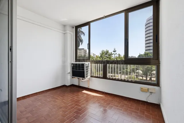 Venta Vivienda de 138 m2 en Avenida Tres Cruces (Valencia) c - foto 4