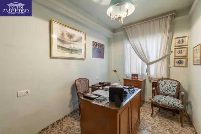 Amplia vivienda en pleno centro de Granada — 33