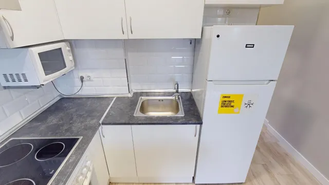 SERVICHECK ALQUILA ATICO DE 1 habitación EN CIUDAD LINEAL — 5