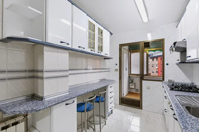 Piso 3 habitaciones 107m² en venta - Casco Antiguo — 10