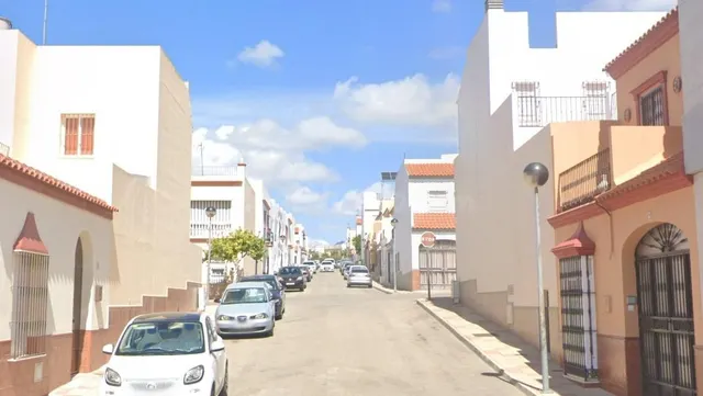 Venta de Casa adosada sin posesión (no visitable) en Paradas