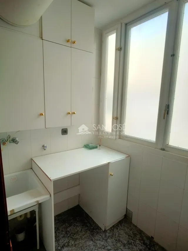 SE VENDE PISO AMPLIO EN BUEN ESTADO EN ZONA CENTRO DE ASPE — 13