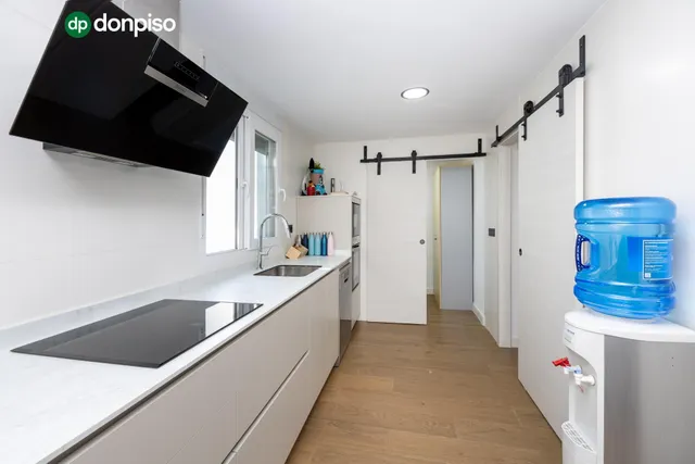Chalet en parcela urbana de 833 metros. — 15