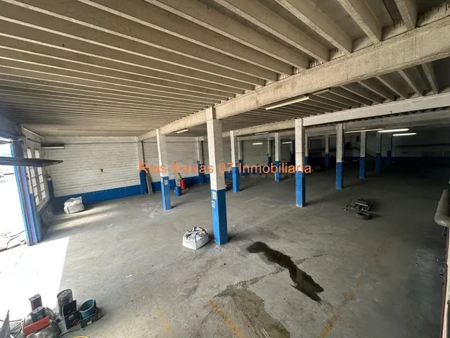 REF 7074 NAVE INDUSTRIAL 1.100 M2 PLANTA BAJA CON OFICINAS E - foto 2